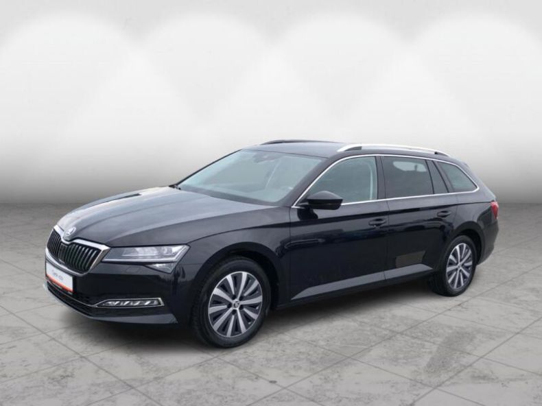 Škoda Superb - hlavní foto