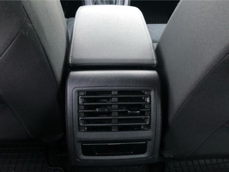 Volkswagen Golf - hlavní fotka