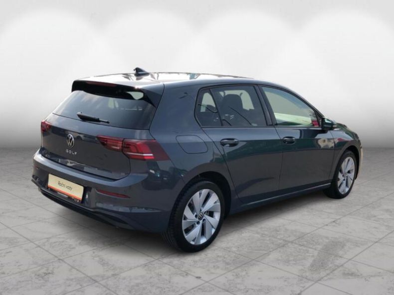 Volkswagen Golf - hlavní fotka