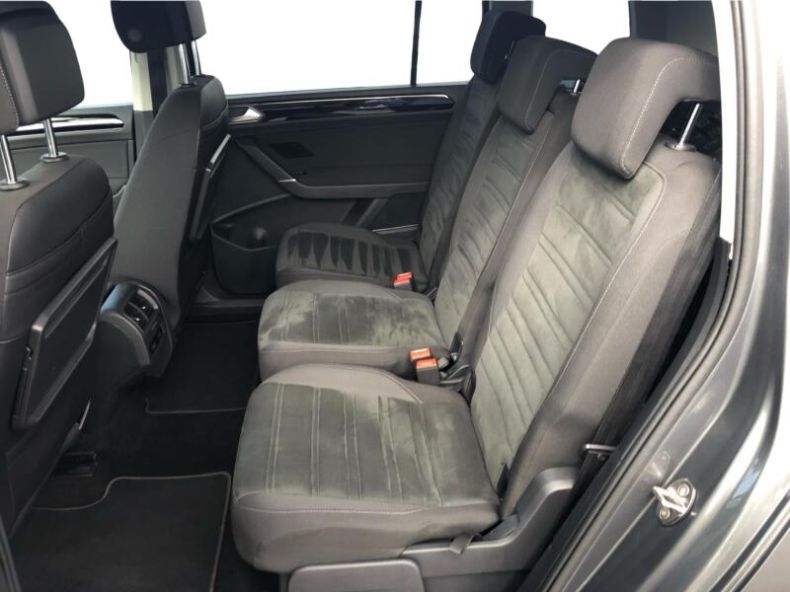Volkswagen Touran - hlavní fotka