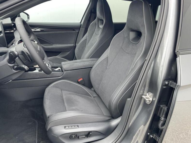 Škoda Superb - hlavní fotka