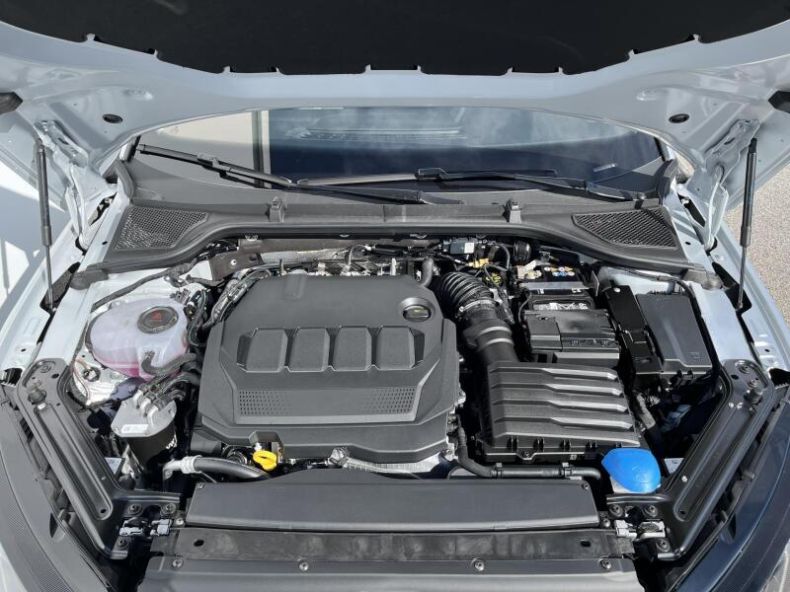 Škoda Octavia - hlavní fotka