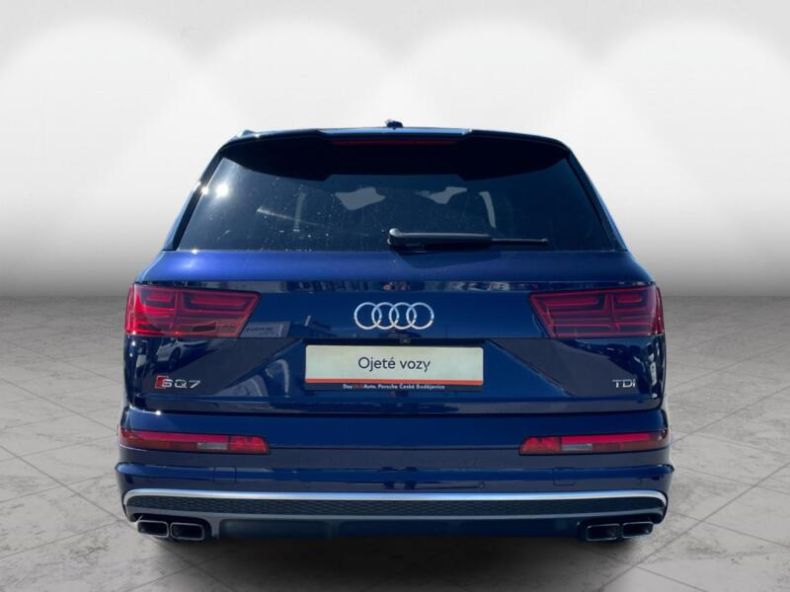 Audi SQ7 - hlavní fotka