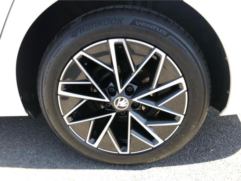Škoda Octavia - hlavní fotka