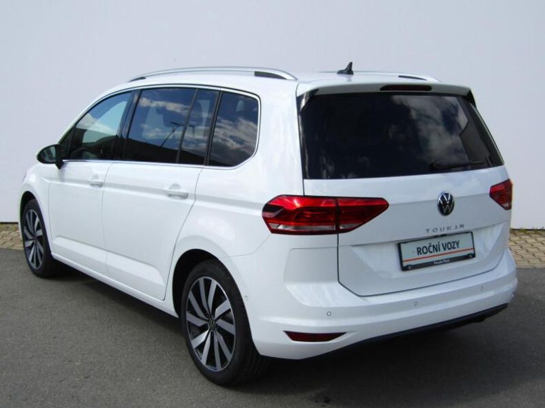 Volkswagen Touran - hlavní fotka