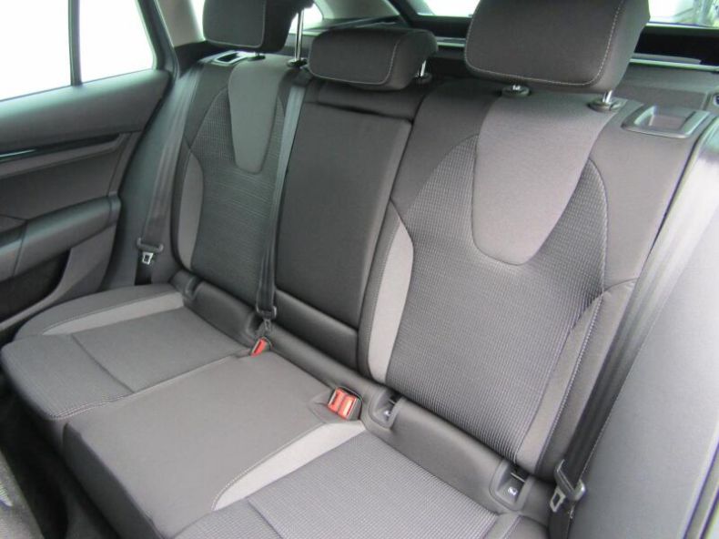 Škoda Octavia - hlavní fotka