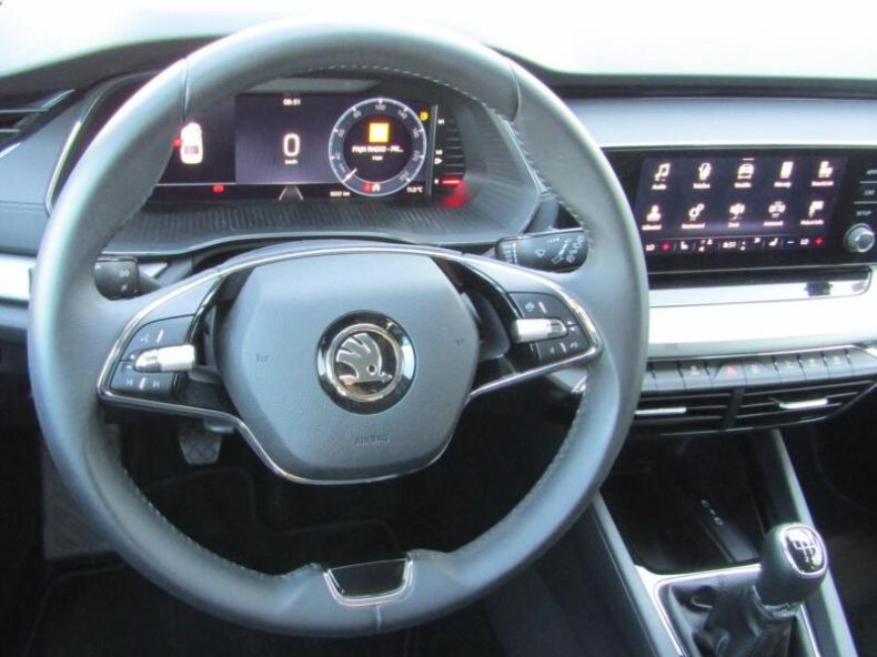 Škoda Octavia - hlavní fotka