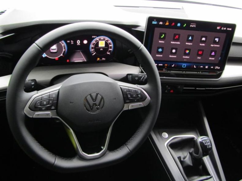 Volkswagen Golf - hlavní fotka