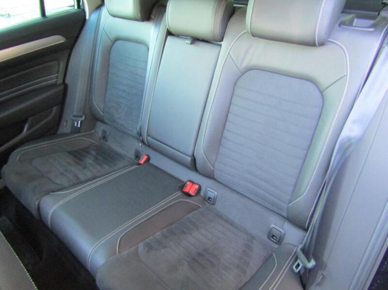 Volkswagen Passat - hlavní fotka