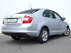 Škoda Rapid - fotka číslo 9