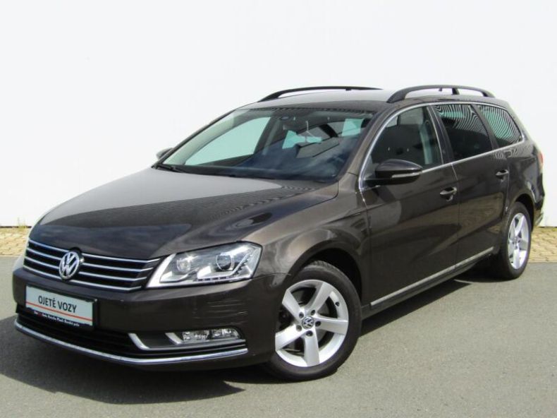 Volkswagen Passat - hlavní fotka inzerátu
