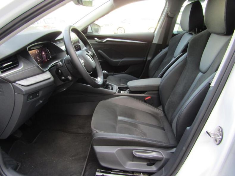 Škoda Octavia - hlavní fotka