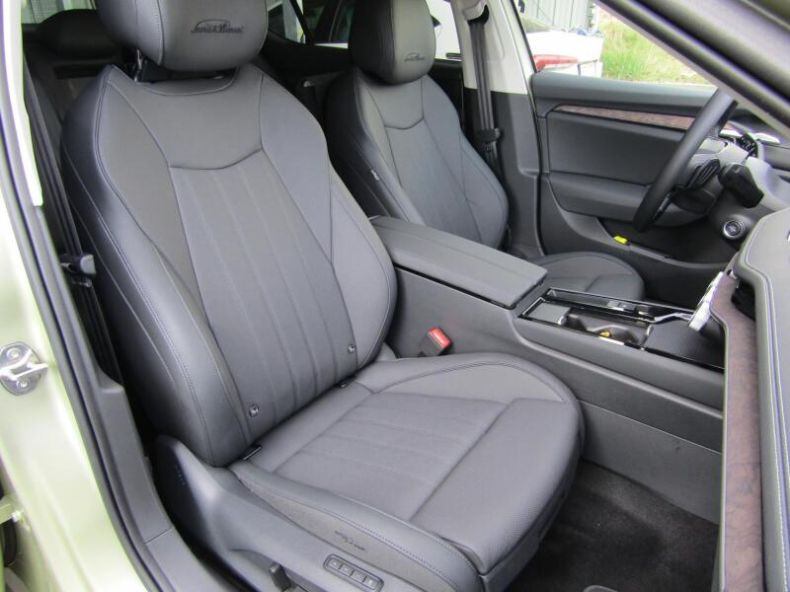 Škoda Superb - hlavní fotka