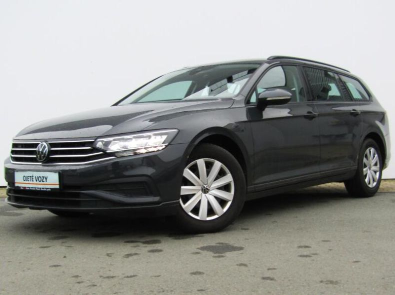 Volkswagen Passat - hlavní foto