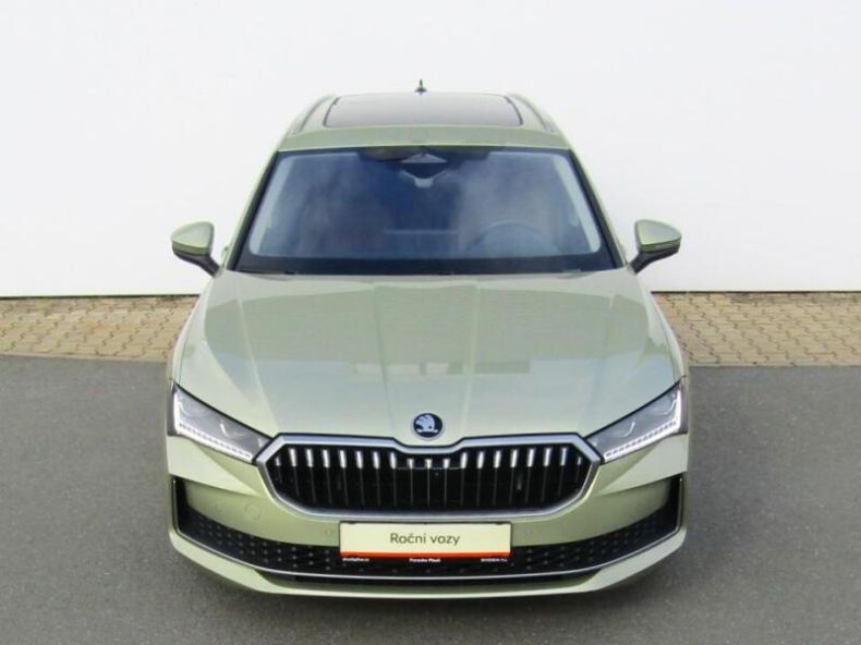 Škoda Superb - hlavní fotka