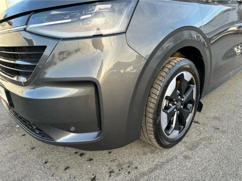 Volkswagen Caravelle - hlavní fotka