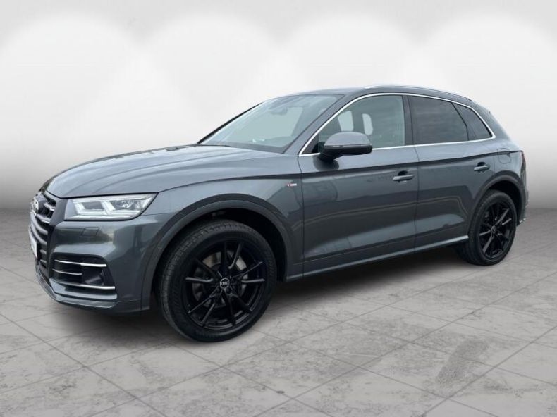 Audi Q5 - hlavní foto