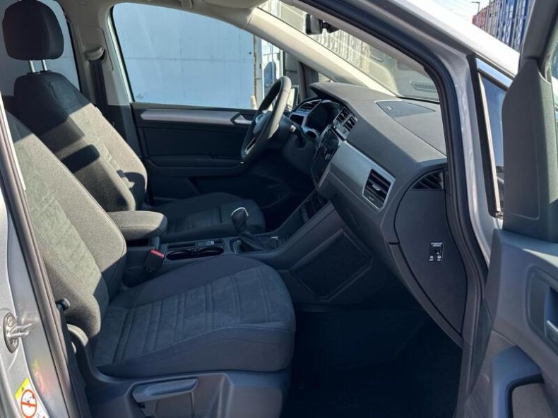 Volkswagen Touran - hlavní fotka