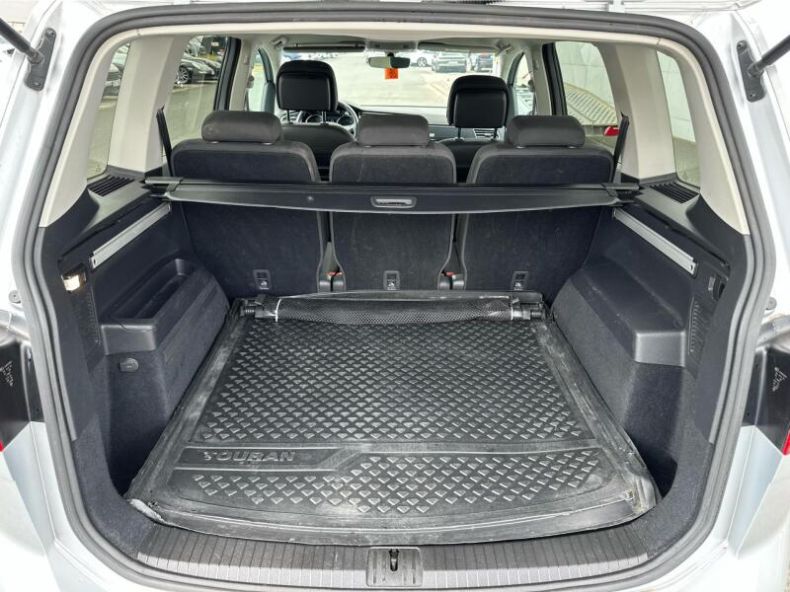 Volkswagen Touran - hlavní fotka