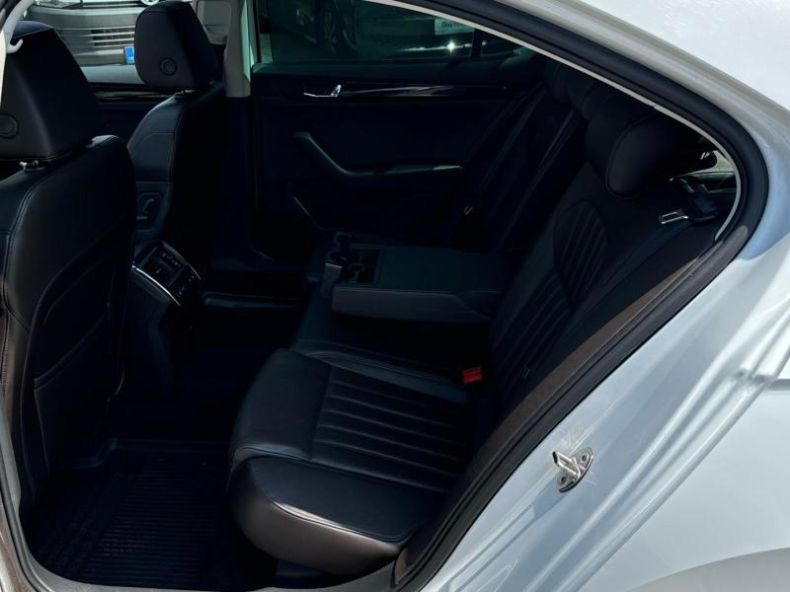 Škoda Superb - hlavní fotka