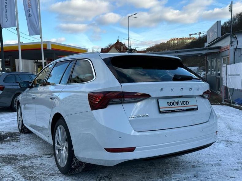 Škoda Octavia - hlavní fotka