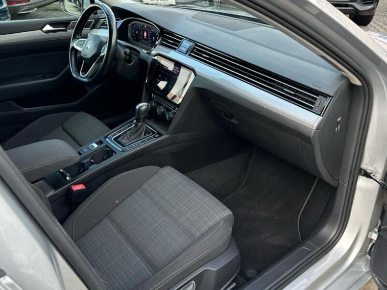 Volkswagen Passat - hlavní fotka