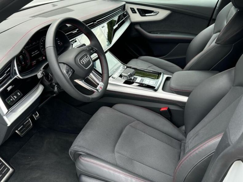 Audi Q8 - hlavní fotka