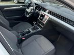 Volkswagen Passat - fotka číslo 11
