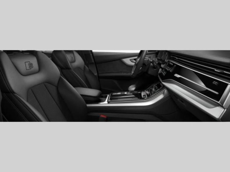 Audi Q7 - hlavní fotka