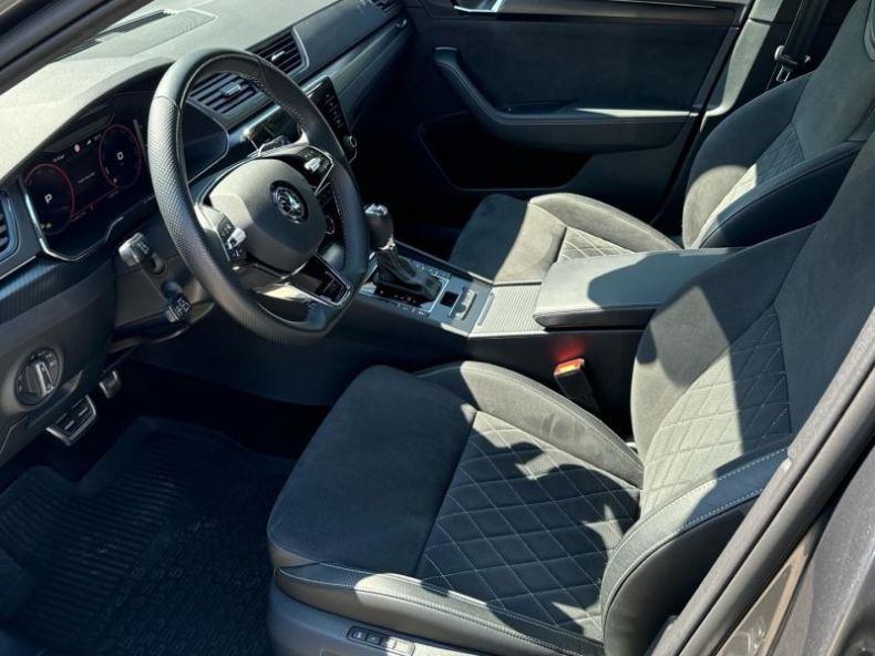 Škoda Superb - hlavní fotka