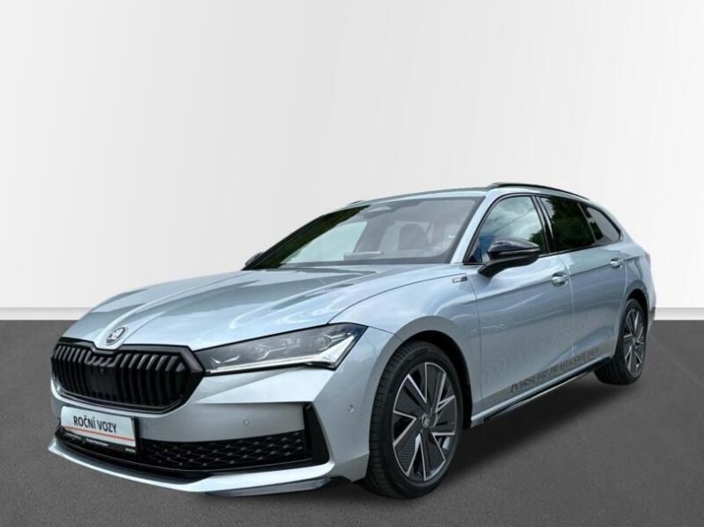 Škoda Superb - hlavní foto