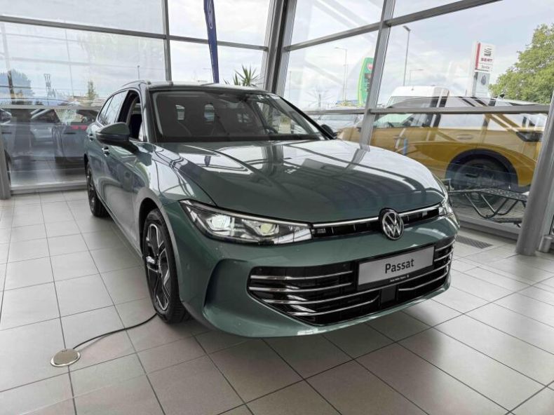 Volkswagen Passat - hlavní foto