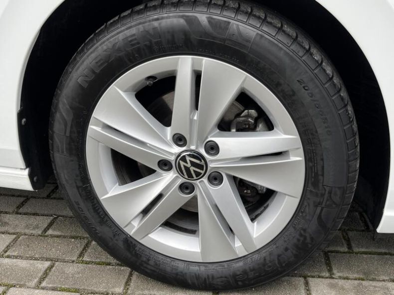 Volkswagen Golf - hlavní fotka