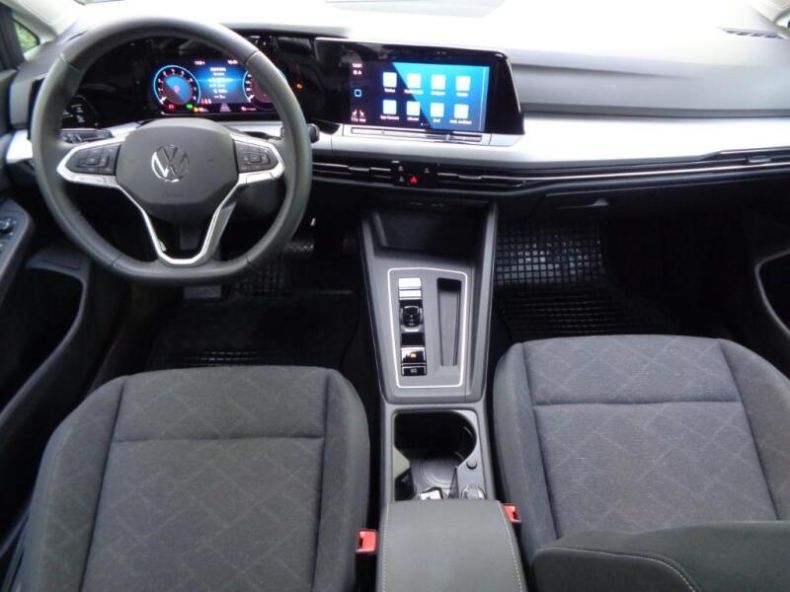 Volkswagen Golf - hlavní fotka