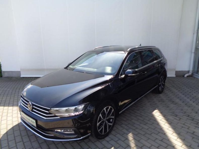 Volkswagen Passat - hlavní foto