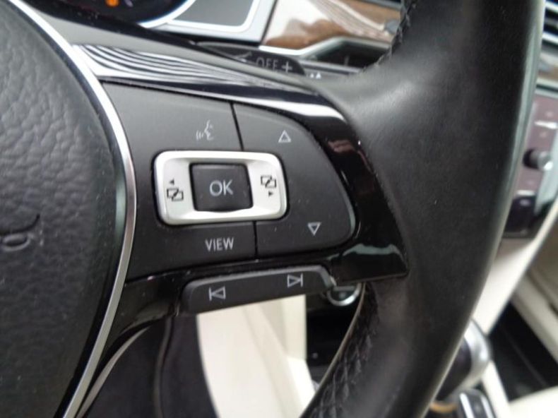 Volkswagen Passat - hlavní fotka