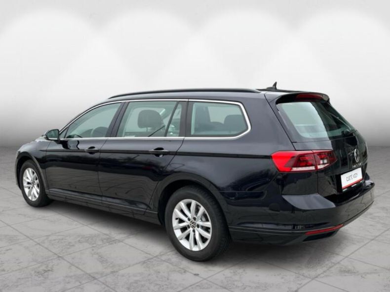 Volkswagen Passat - hlavní fotka