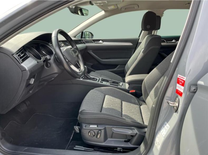 Volkswagen Passat - hlavní fotka