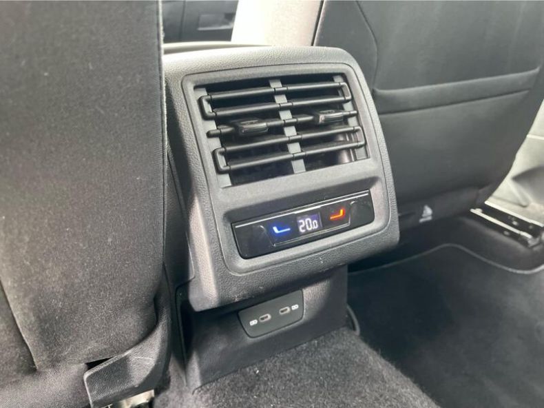 Volkswagen Golf - hlavní fotka