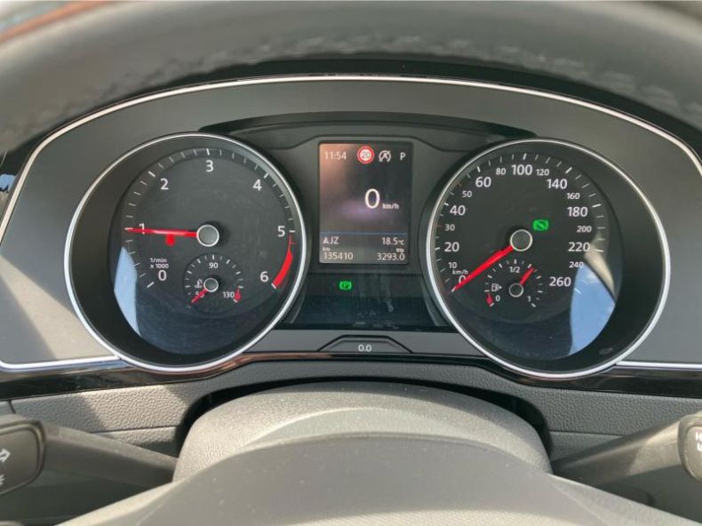 Volkswagen Passat - hlavní fotka