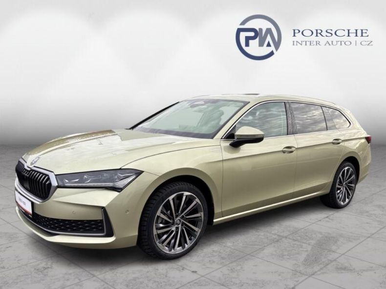 Škoda Superb - hlavní foto
