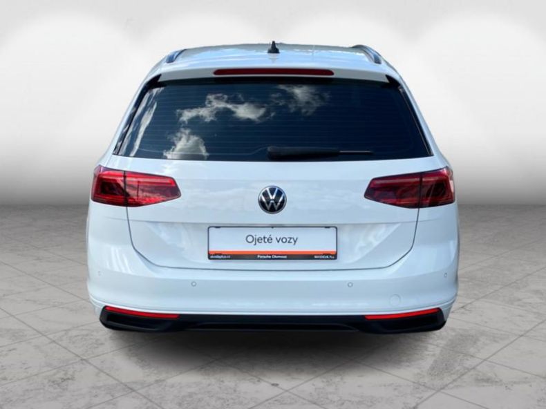 Volkswagen Passat - hlavní fotka