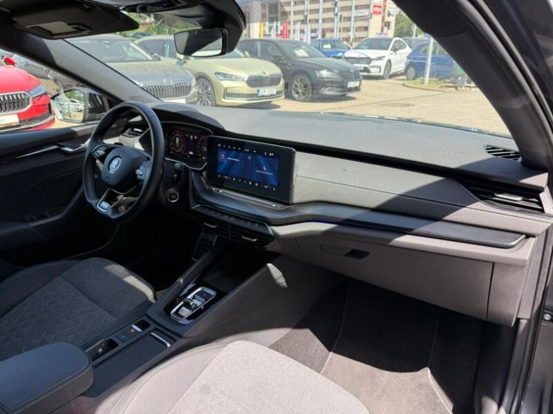 Škoda Octavia - hlavní fotka