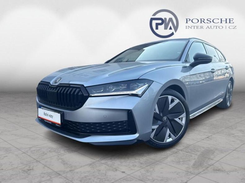 Škoda Superb - hlavní foto