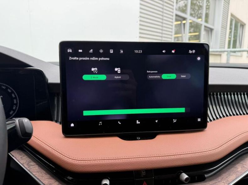 Škoda Superb - hlavní fotka