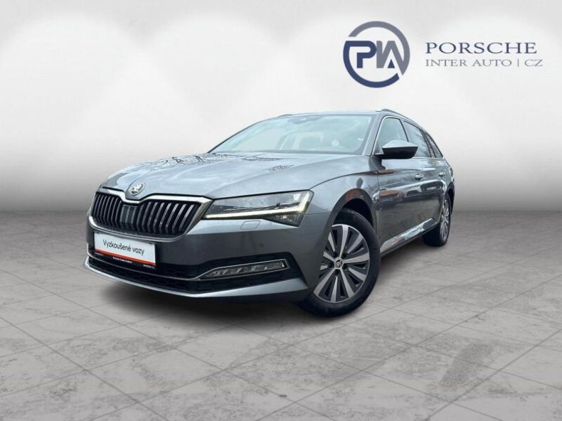 Škoda Superb - hlavní foto