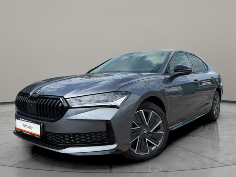 Škoda Superb - hlavní foto