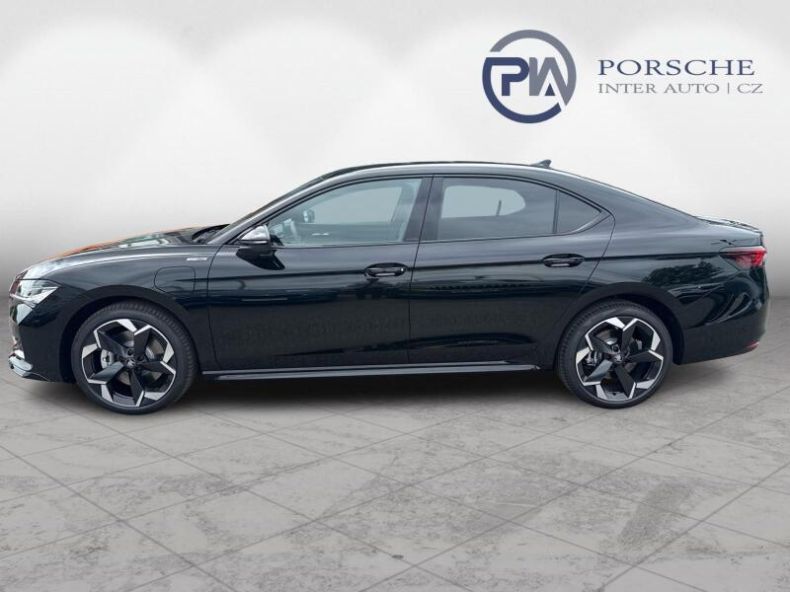 Škoda Superb - hlavní fotka