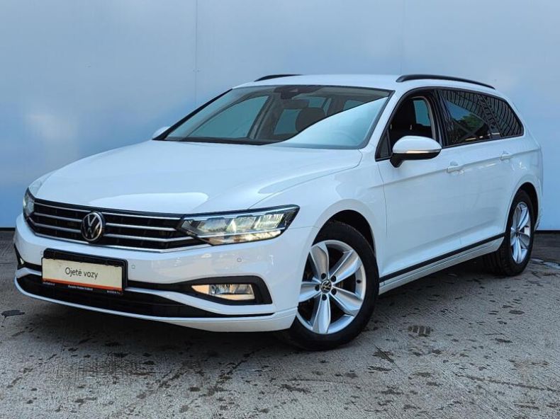 Volkswagen Passat - hlavní foto