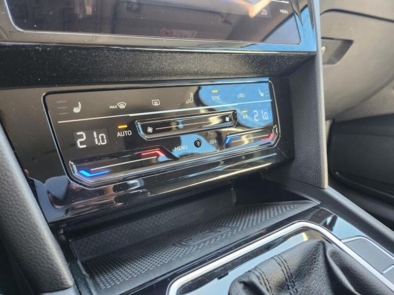 Volkswagen Passat - hlavní fotka